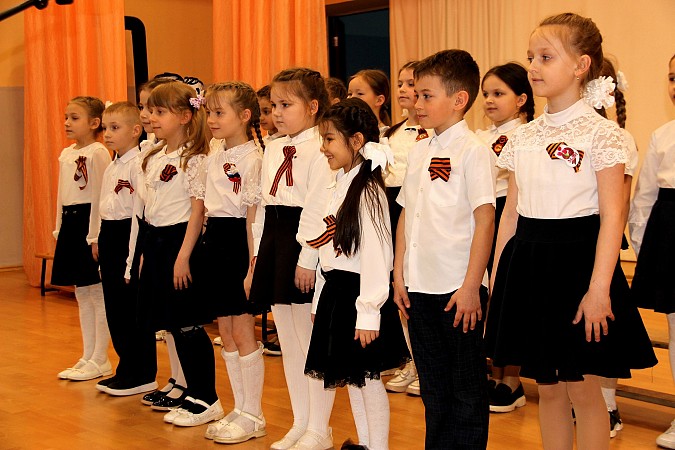 Гимназисты взяли Гран-при муниципального этапа Всероссийского фестиваля школьных хоров фото 9