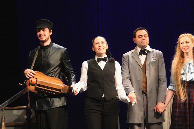 На фестивале «Горячее сердце» выступил Драматический театр Черноморского флота РФ фото 16