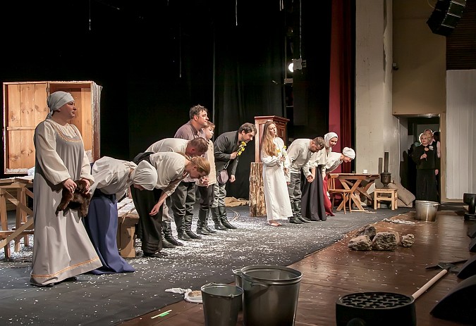 На фестивале «Горячее сердце» показали «Деревню» по повести Ивана Бунина фото 17