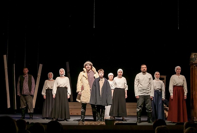 На фестивале «Горячее сердце» показали «Деревню» по повести Ивана Бунина фото 5