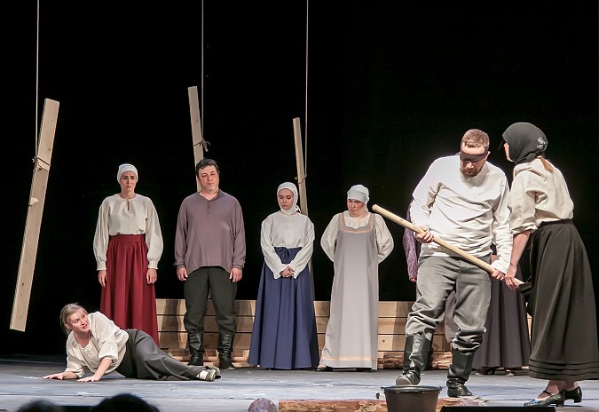 На фестивале «Горячее сердце» показали «Деревню» по повести Ивана Бунина фото 9