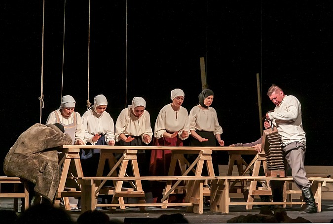 На фестивале «Горячее сердце» показали «Деревню» по повести Ивана Бунина фото 14