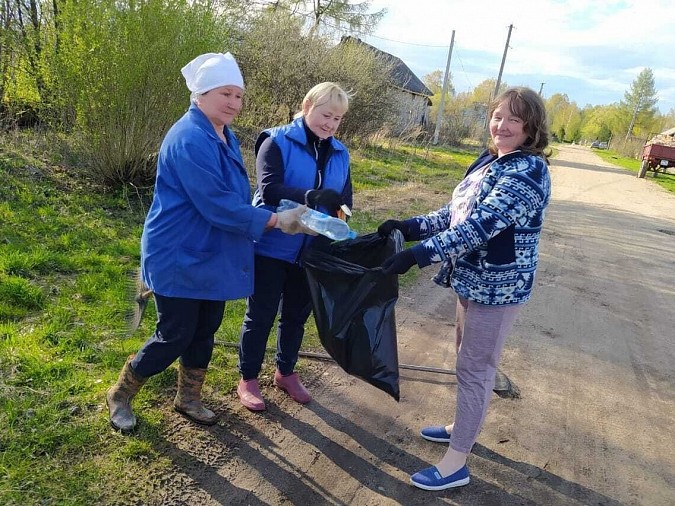 В сельских поселениях Кинешемского района продолжаются субботники фото 7