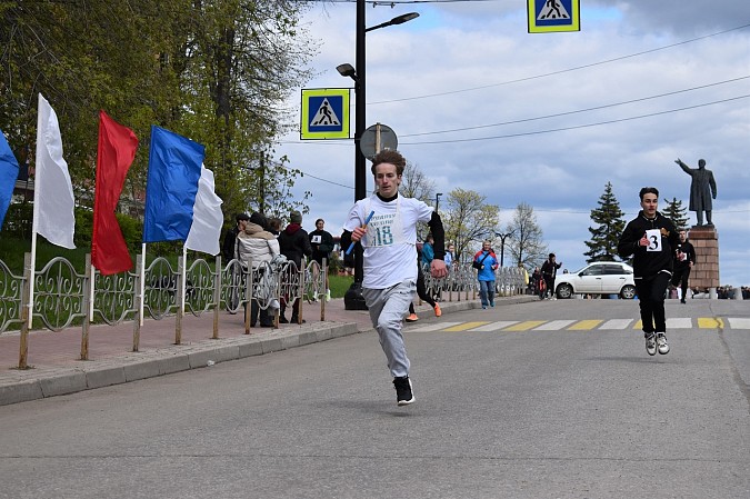 В Кинешме прошла традиционная легкоатлетическая эстафета фото 8