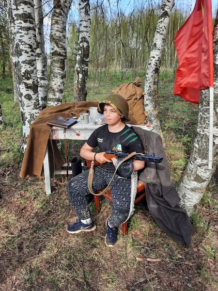 В микрорайоне «Залесье» высажена «Аллеи памяти» фото 4