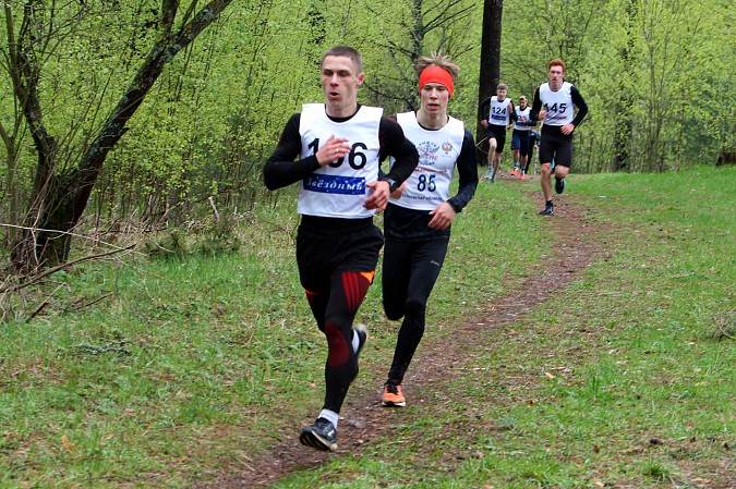 В Кинешме в 8-й раз пробежали десантный марш-бросок и кросс «Тропой разведчика» фото 28