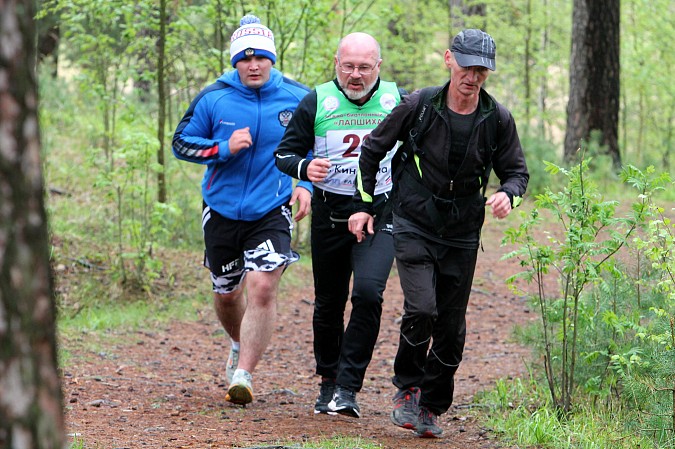В Кинешме в 8-й раз пробежали десантный марш-бросок и кросс «Тропой разведчика» фото 22