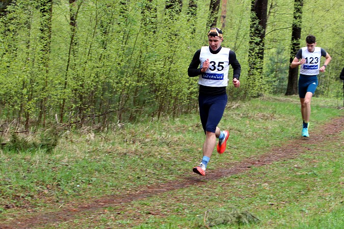 В Кинешме в 8-й раз пробежали десантный марш-бросок и кросс «Тропой разведчика» фото 30