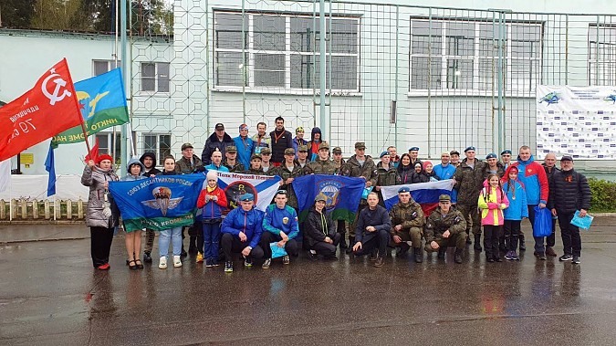 В Кинешме в 8-й раз пробежали десантный марш-бросок и кросс «Тропой разведчика» фото 65