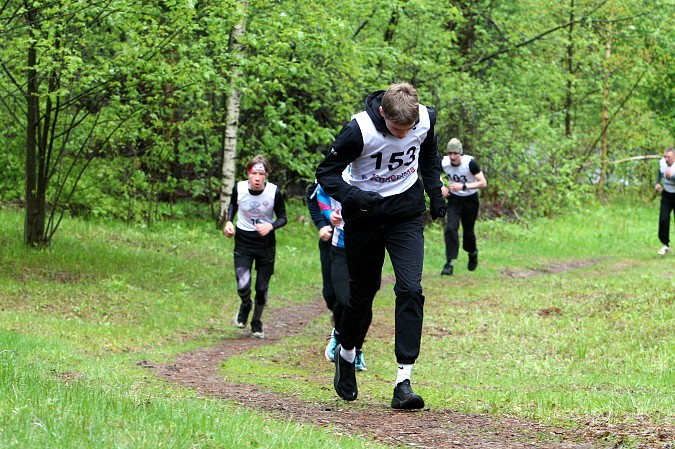 В Кинешме в 8-й раз пробежали десантный марш-бросок и кросс «Тропой разведчика» фото 20