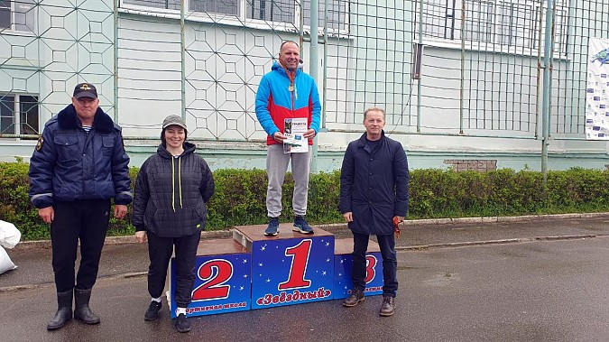 В Кинешме в 8-й раз пробежали десантный марш-бросок и кросс «Тропой разведчика» фото 51