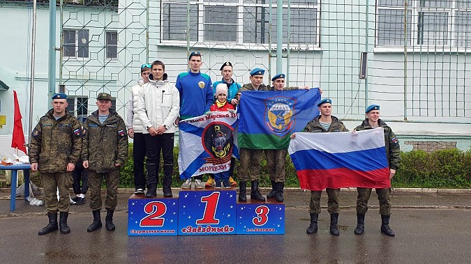 В Кинешме в 8-й раз пробежали десантный марш-бросок и кросс «Тропой разведчика» фото 48