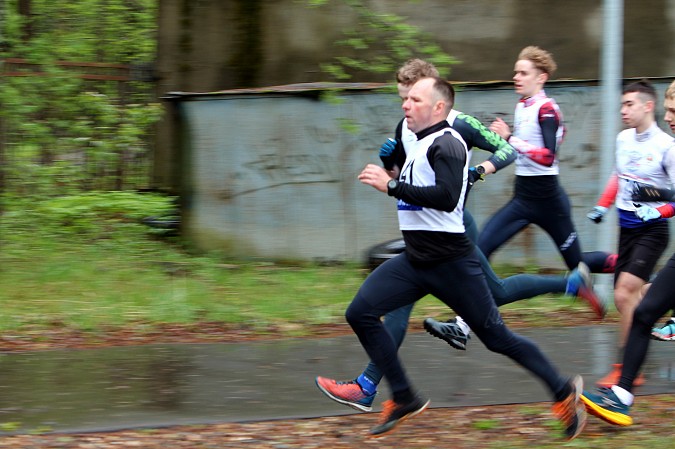 В Кинешме в 8-й раз пробежали десантный марш-бросок и кросс «Тропой разведчика» фото 15