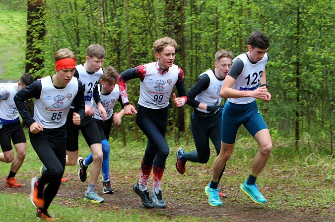 В Кинешме в 8-й раз пробежали десантный марш-бросок и кросс «Тропой разведчика» фото 19