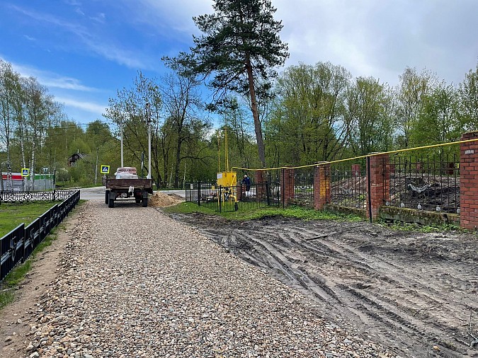 В Наволоках приступили к третьему этапу благоустройства городского парка фото 2