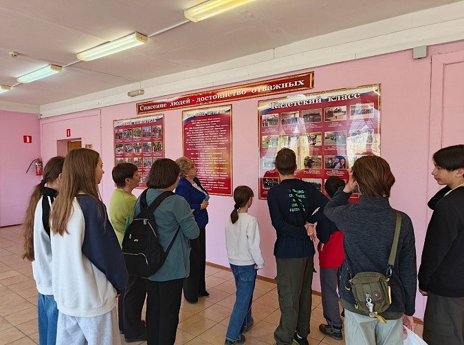 Музей школы №18 посетил отряд «ЮНГИ» из Южно-Сахалинска фото 5