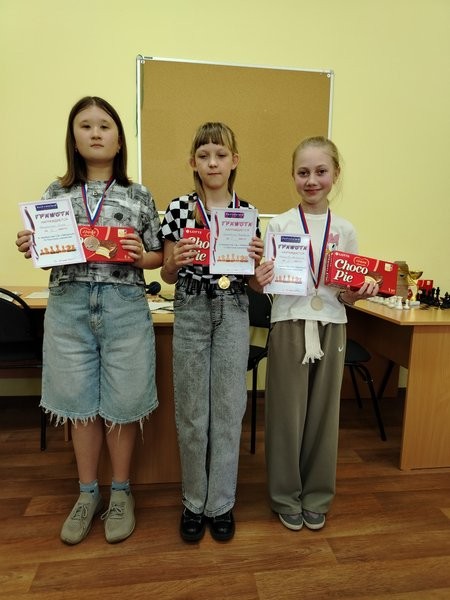 В Кинешме прошло первенство по быстрым шахматам фото 2