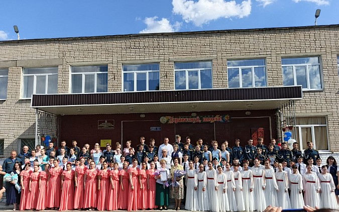 В школе №18 состоялся кадетский бал фото 14