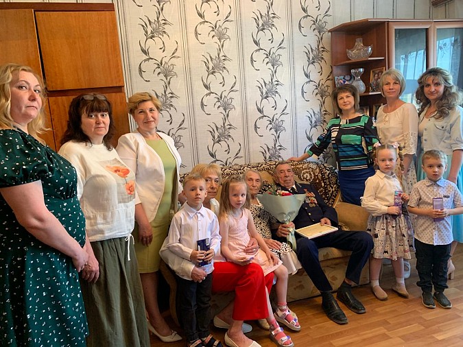 Супруги Козловы отметили 65-летие совместной жизни фото 2