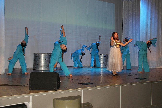 В Кинешме состоялся отчетный концерт эстрадной песни «Камертон» фото 9