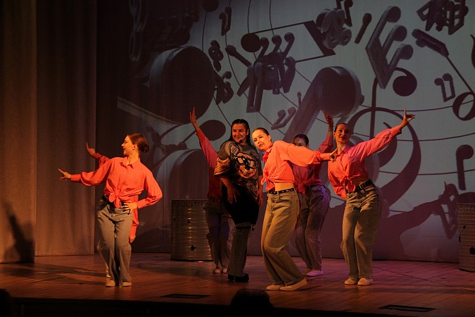 В Кинешме состоялся отчетный концерт эстрадной песни «Камертон» фото 5