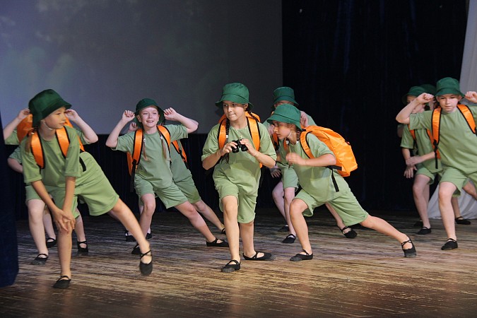 В клубе «Октябрь» прошел большой отчетный концерт творческих коллективов фото 4