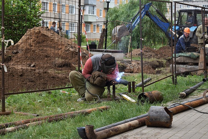 На ул.Красный Металлист меняют магистральную линию теплоснабжения фото 4