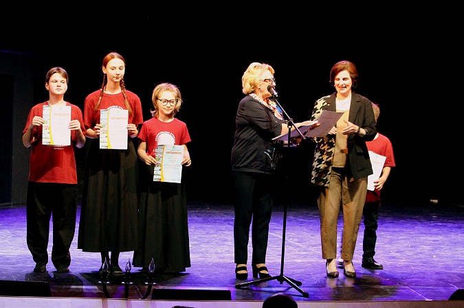 В Кинешемском театре состоялся открытый урок детской студии «Кудряшата» фото 5