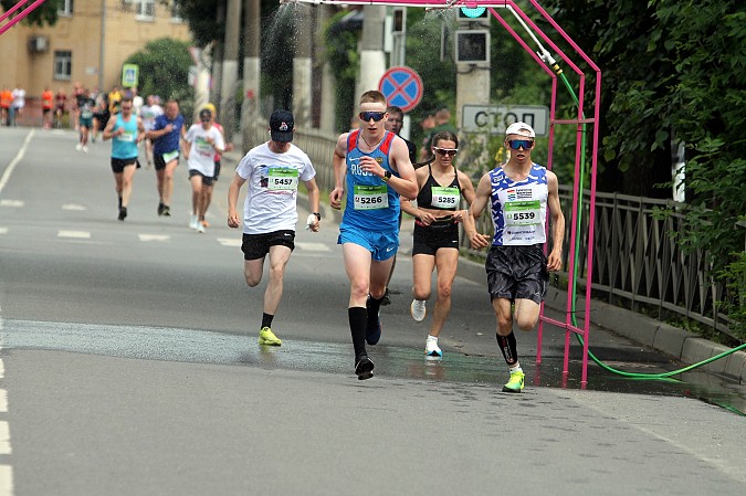 Александр Комаровский стал бронзовым призером забега «Здорово, Кострома!» фото 2