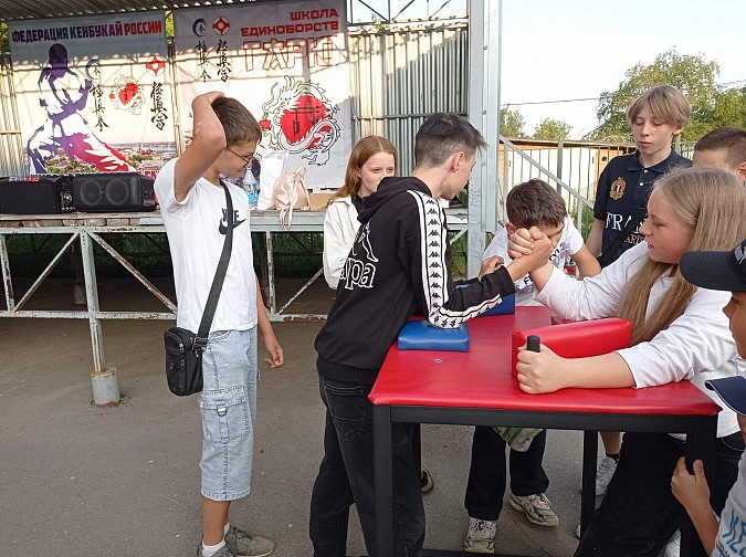 В микрорайоне «Автоагрегат» прошел большой спортивный праздник фото 5