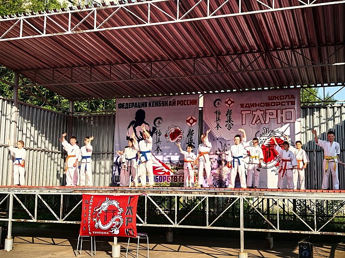 В микрорайоне «Автоагрегат» прошел большой спортивный праздник фото 3