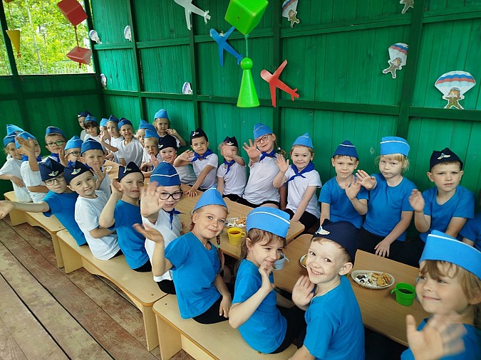 Воспитанники детских садов №№ 7, 25 и 50 приняли участие в спортивно-игровой программе «От винта» фото 5