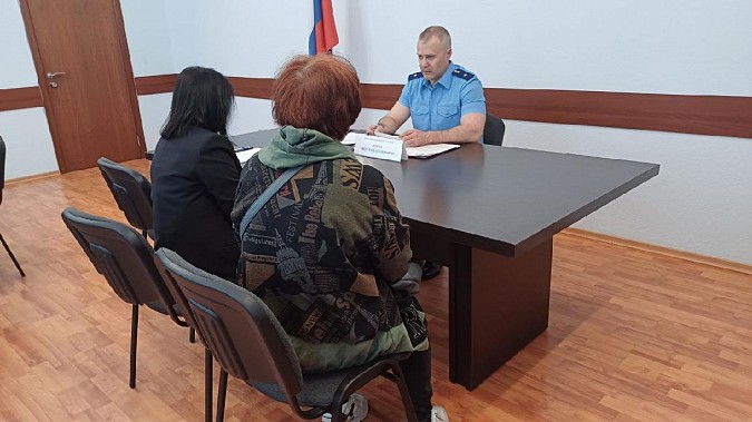 Прокурор Ивановской области Андрей Жугин провел личный прием граждан в Кинешме фото 2