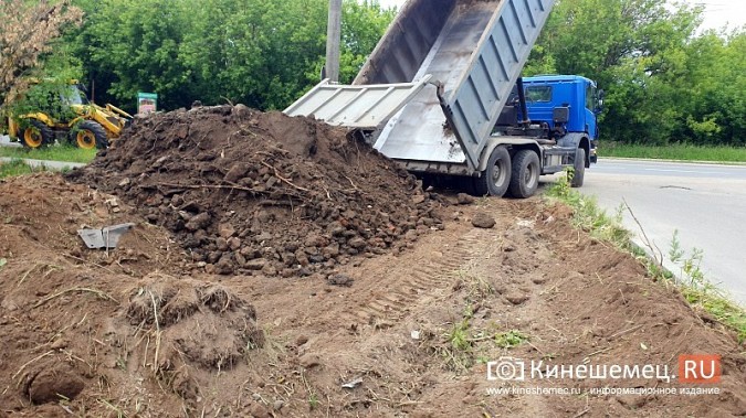 Кто разрешил завалить овраг на Лесозаводе землей с мусором? фото 4