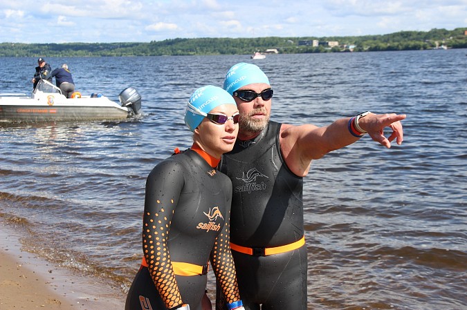 Более 200 спортсменов приняли участие в заплыве Swimcup на Волге фото 11