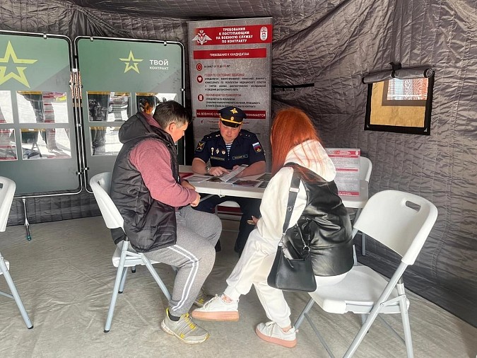 В День города в Кинешме прошла патриотическая акция «Служу России» фото 7