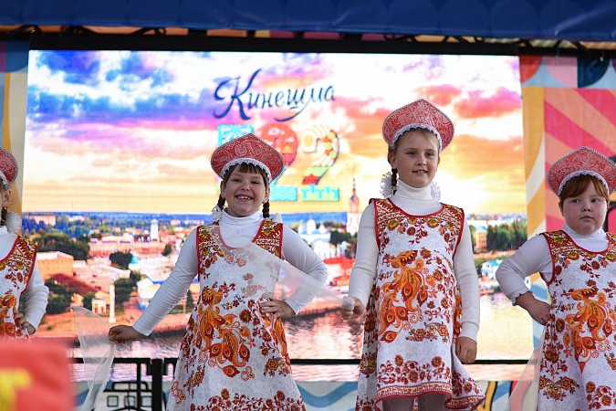 В День Кинешмы в центральном парке выступили лучшие детские творческие коллективы фото 9