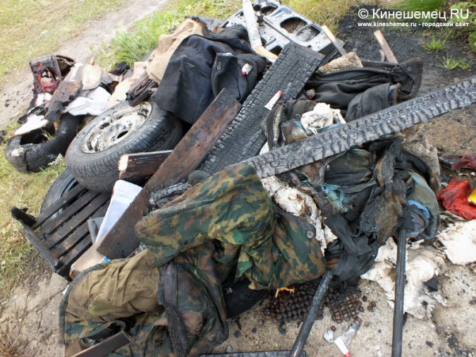 Имущество на тысячи рублей и автомобиль сгорели в гараже в Кинешме фото 3