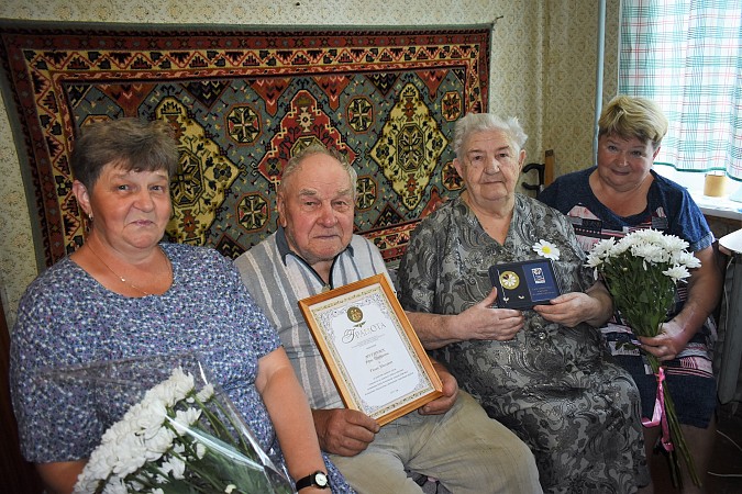 Кинешемским семьям вручены медали «За любовь и верность» фото 2