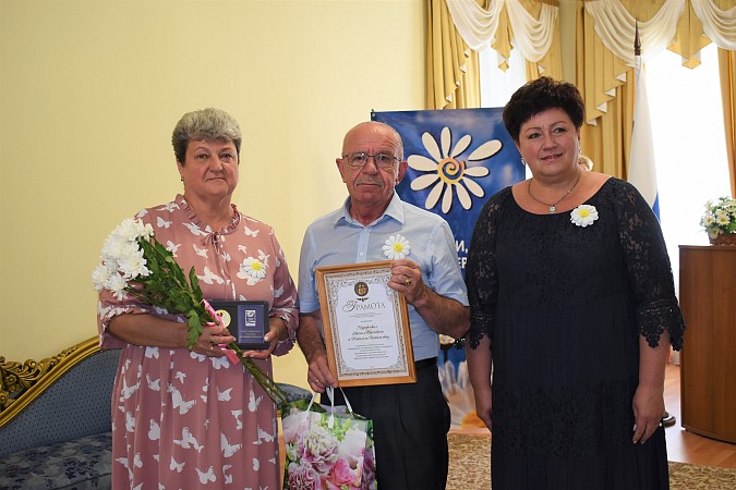 Кинешемским семьям вручены медали «За любовь и верность» фото 5