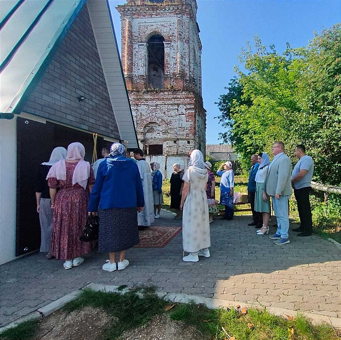 В Кинешемском районе открылся храм в честь апостола и евангелиста Иоанна Богослова фото 9