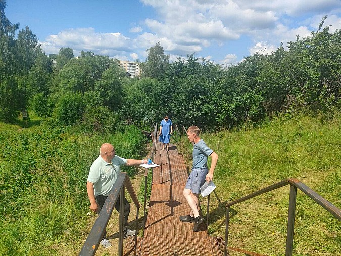 В Наволоках продолжается строительство пешеходной лестницы в овраге по ул.Ярославской фото 4