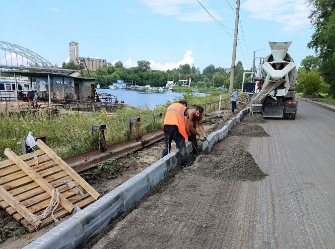Продолжается капитальный ремонт улицы Подгорной фото 3