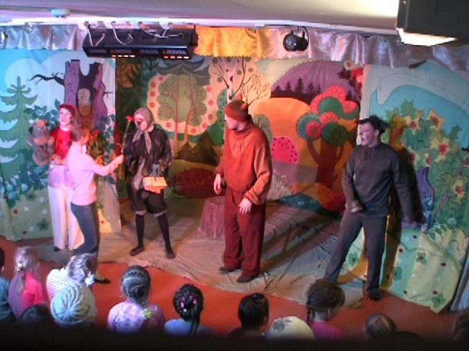 Театр юного зрителя с успехом дал премьеру «Невоспитанная ворона» фото 3