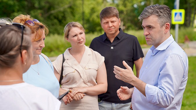 На Базарной площади в Наволоках подрядчик устраняет недостатки фото 9