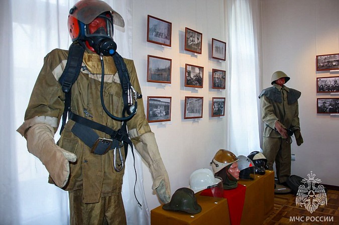 В Заволжске открылась выставка к 90-летию местной пожарной охраны фото 6