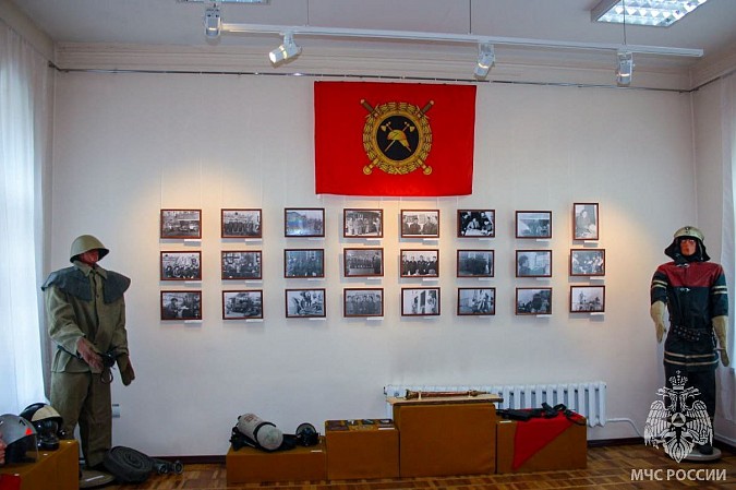 В Заволжске открылась выставка к 90-летию местной пожарной охраны фото 5