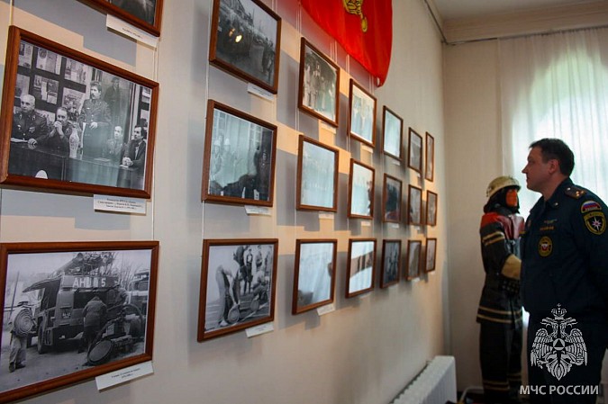 В Заволжске открылась выставка к 90-летию местной пожарной охраны фото 3