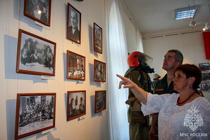 В Заволжске открылась выставка к 90-летию местной пожарной охраны фото 7