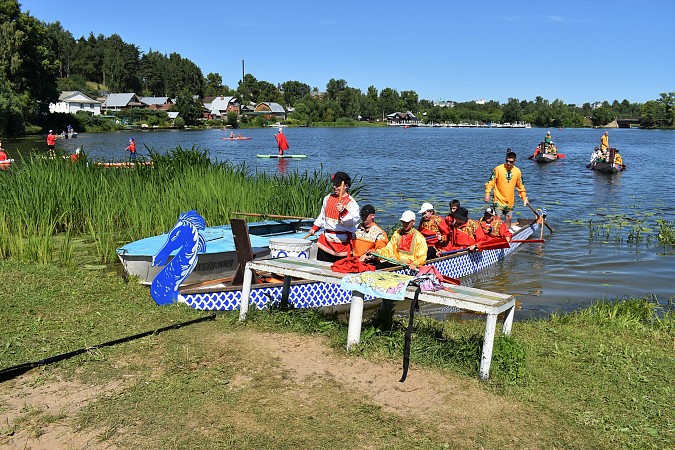 На центральном пляже Кинешмы показали спектакль-реконструкцию русской свадьбы фото 2